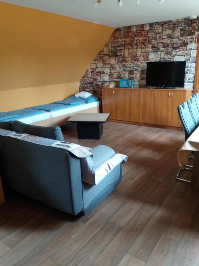 Bora Vendeghaz Apartment Eger Exterior foto
